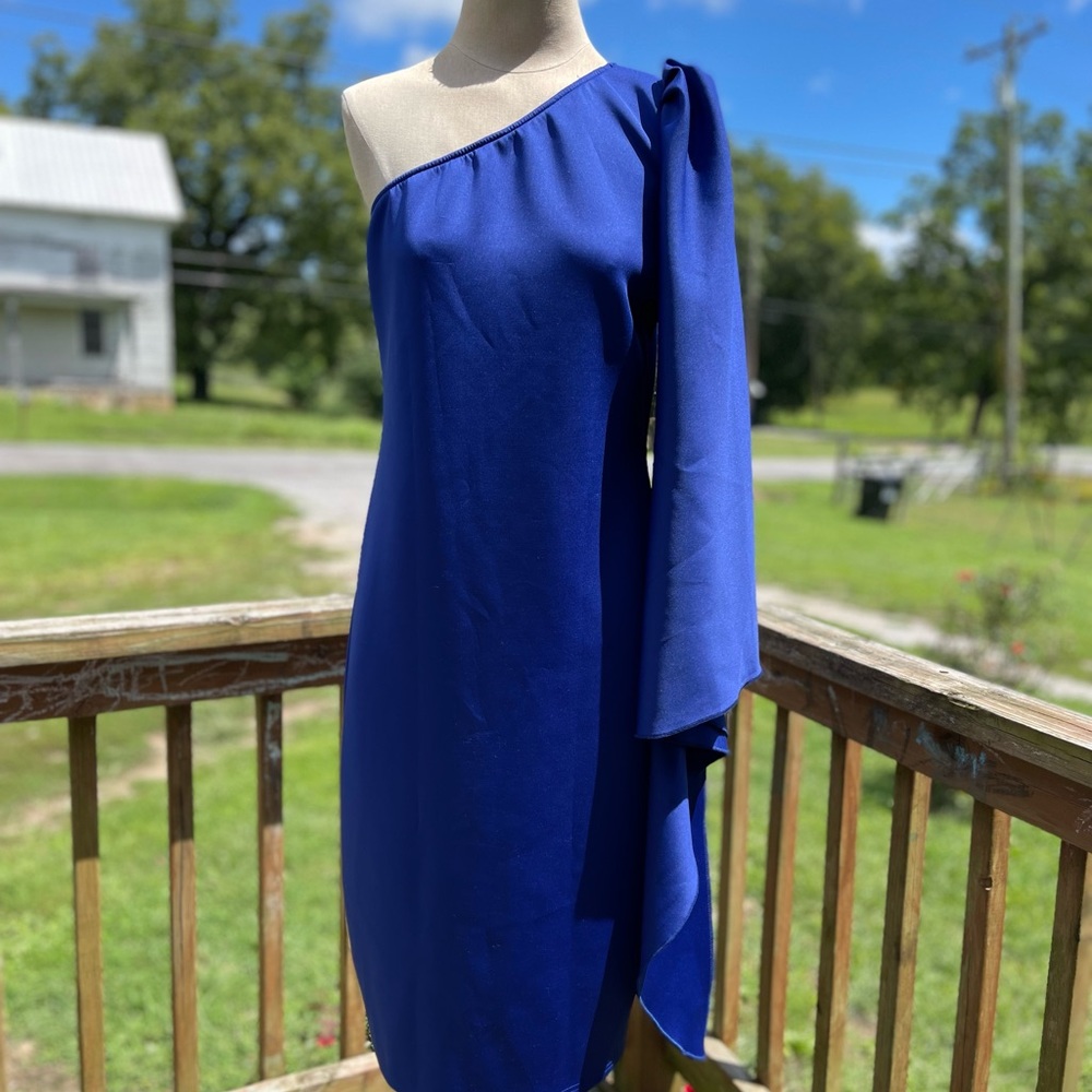 One Shoulder Cloak Sleeve Dress size xl